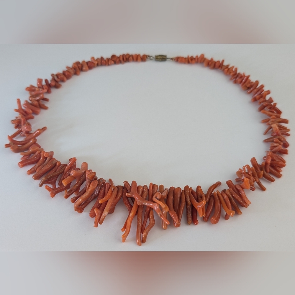 19" Antique 35.5mm Graduated Natural Orange Mediterranean Branch Coral Necklace - Picture 2 of 10